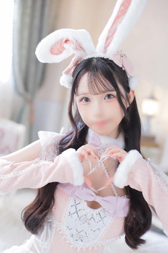 みお◇美巨乳美少女♡